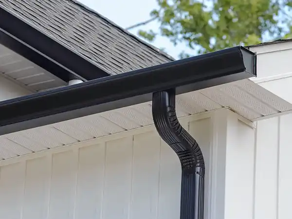 Black gutter system